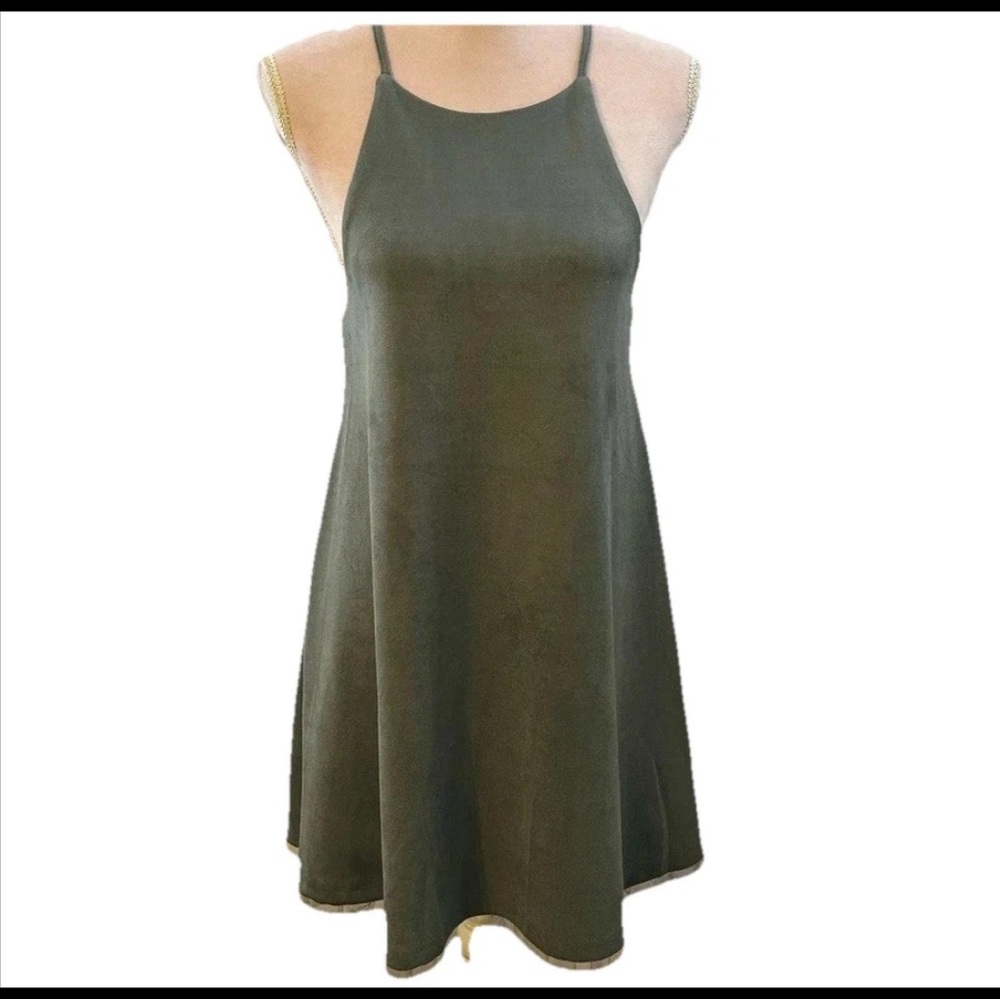 NWOT- size M Wish List olive green Swing dress.  Suede-like texture.